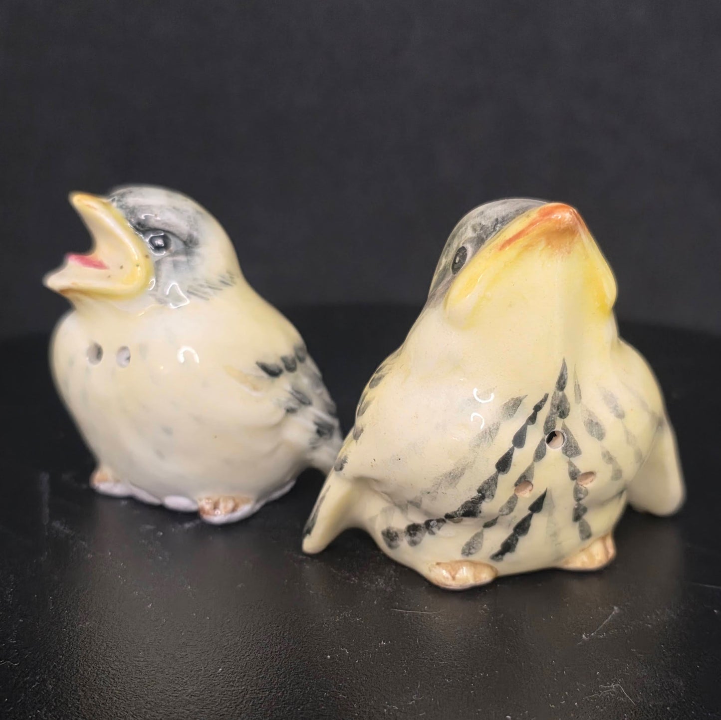 Vintage chickadee salt and pepper shakers, circa 1950s, made in Japan