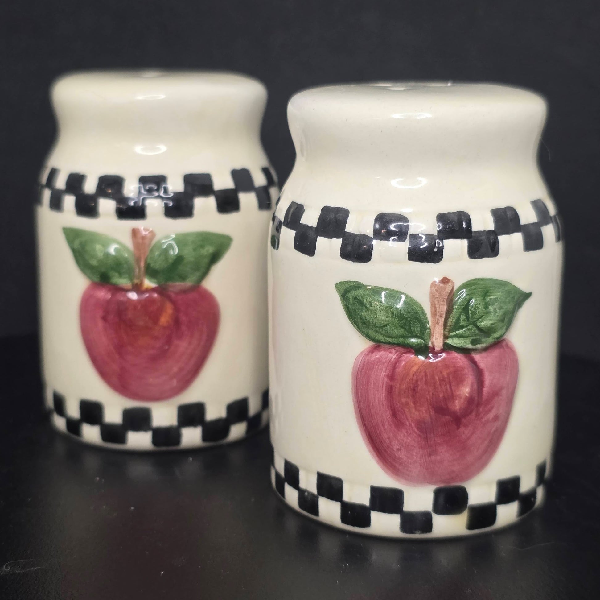 Country apple milk can style salt and pepper shakers with checkerboard pattern