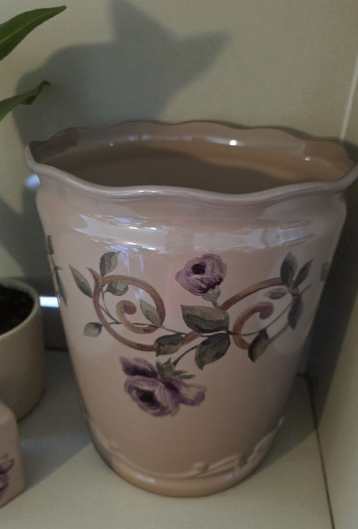 Glazed Ceramic Decorative Floral Wastebasket